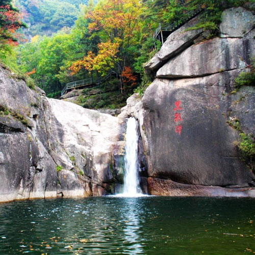 北京旅游景点-黑龙潭