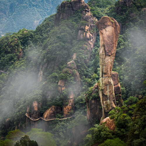 江西旅游景点-三百山景区