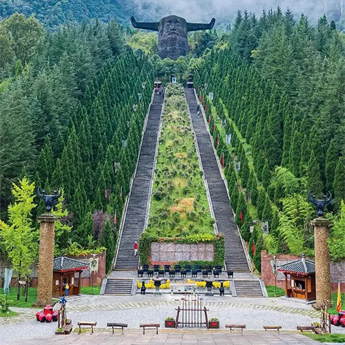 湖北旅游景点-神农祭坛