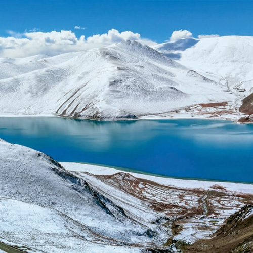 西藏旅游景点-羊卓雍措